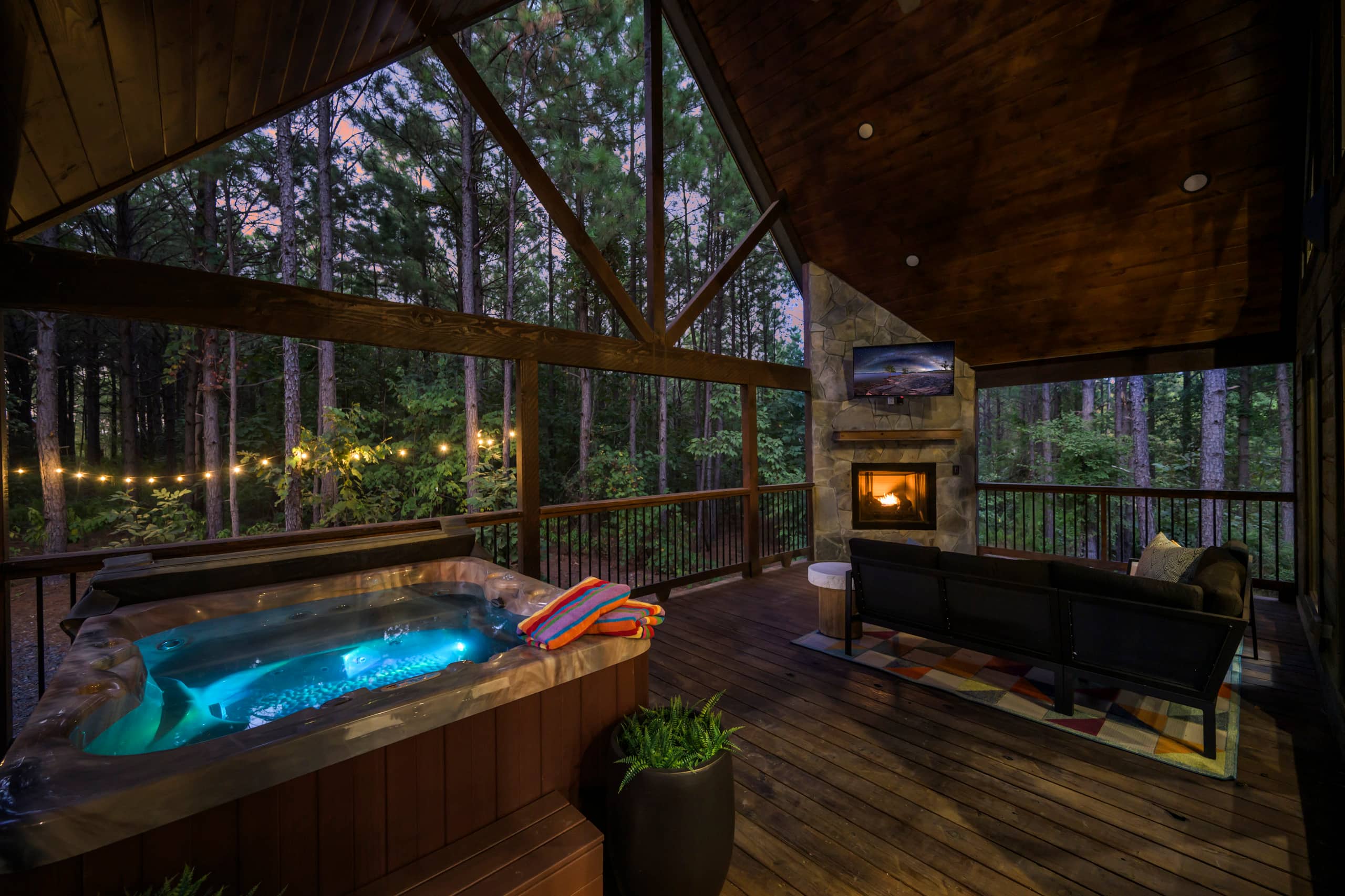 Couples Getaway (Sauna/Cold Plunge/Hot Tub) — photo 2